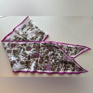 VINTAGE: Oscar de la Renta | Classic floral print scarf